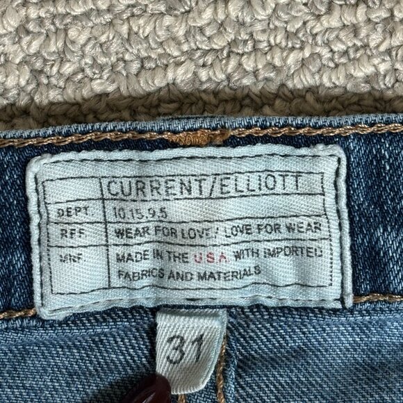 Current Elliot - The Cropped Straight w/Released Hem - Size 31 - Picture 3 of 15